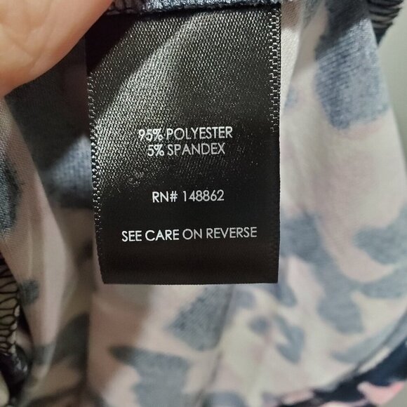 Torrid Tie-Dye Animal Print Surplice Faux Wrap Dress Short Sleeve Tie Pink 3X - Picture 10 of 14